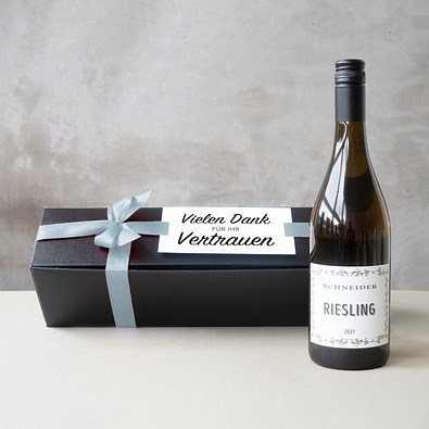 Riesling in edler Geschenkbox, Silberne Schleife, inkl. Druck