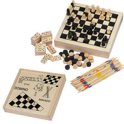 Spieleset in einer Holzbox, beige